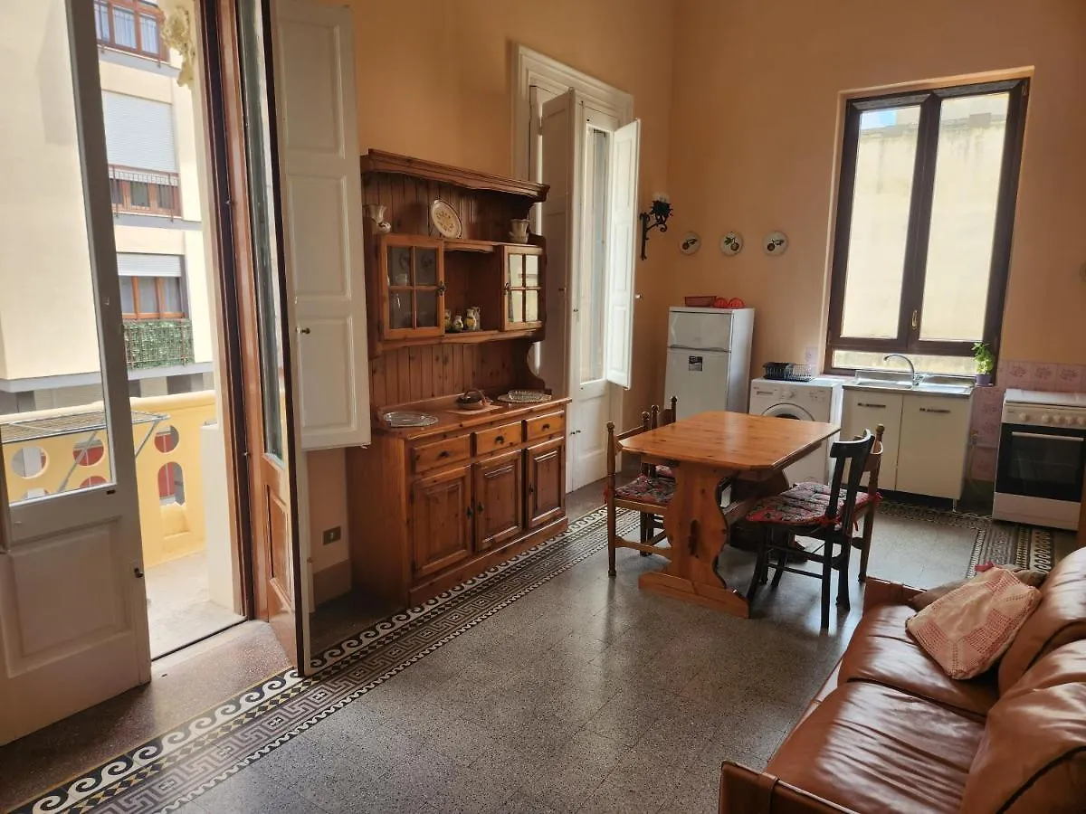 Hotel Dimora Liberty Lecce 0*,